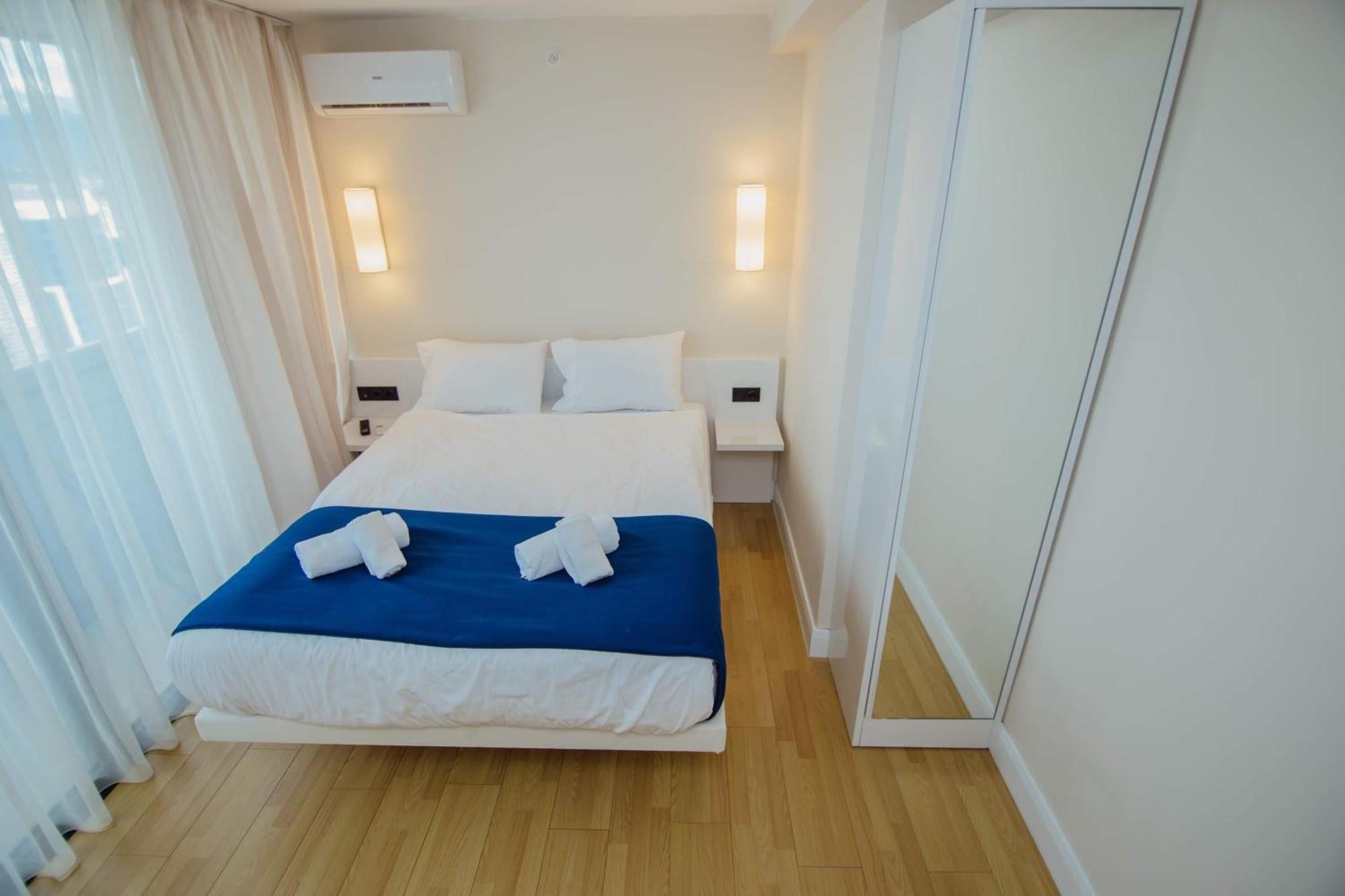 바투미 Orbi City Center Sea View 아파트 호텔 외부 사진